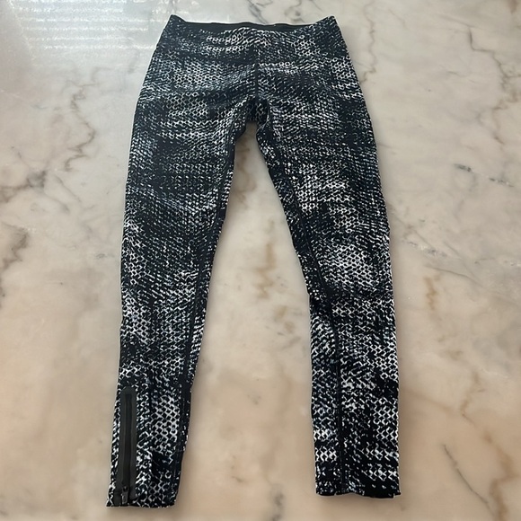 Dkny Sport Abstract Print Zippers Sides Leggings Blue Black Size XS - Picture 9 of 9